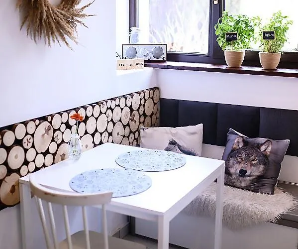 Проживание в семье Iga